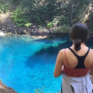 Meet your Posher, Itzel